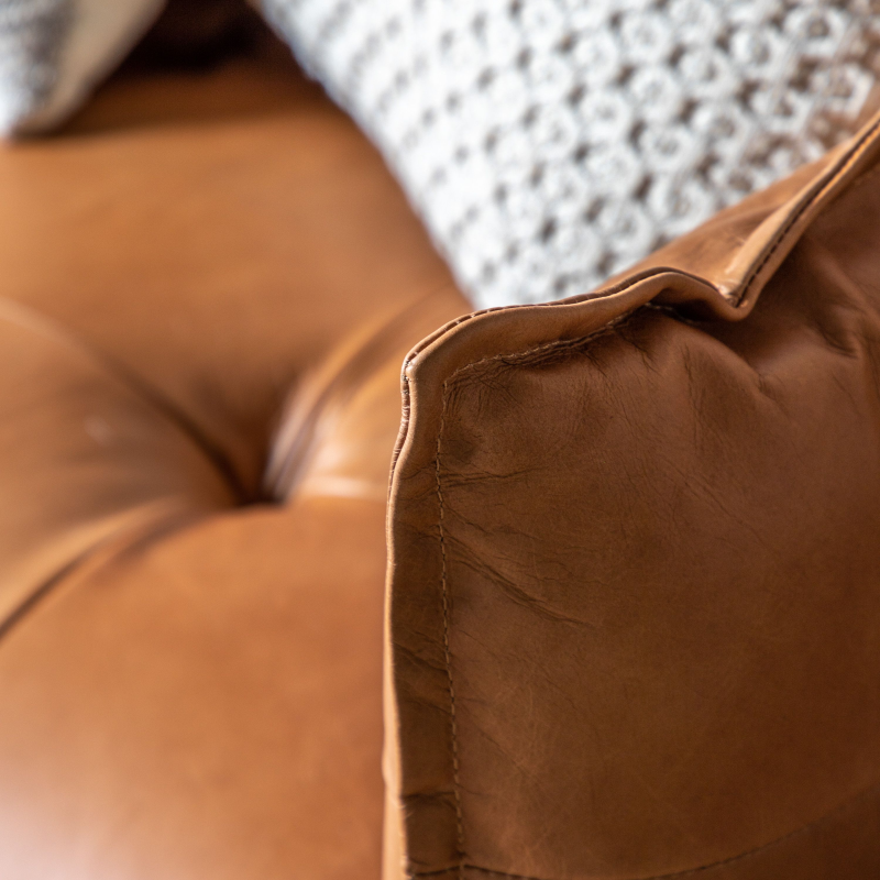 3 Seater Sofa in Vintage Brown Leather- Bergman- Close